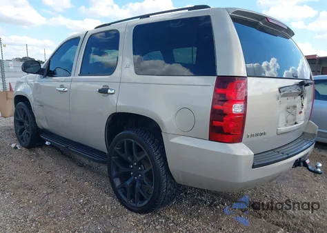 2007 Chevrolet Tahoe Ls из США, поврежденный, VIN 1GNEC13J57R119019